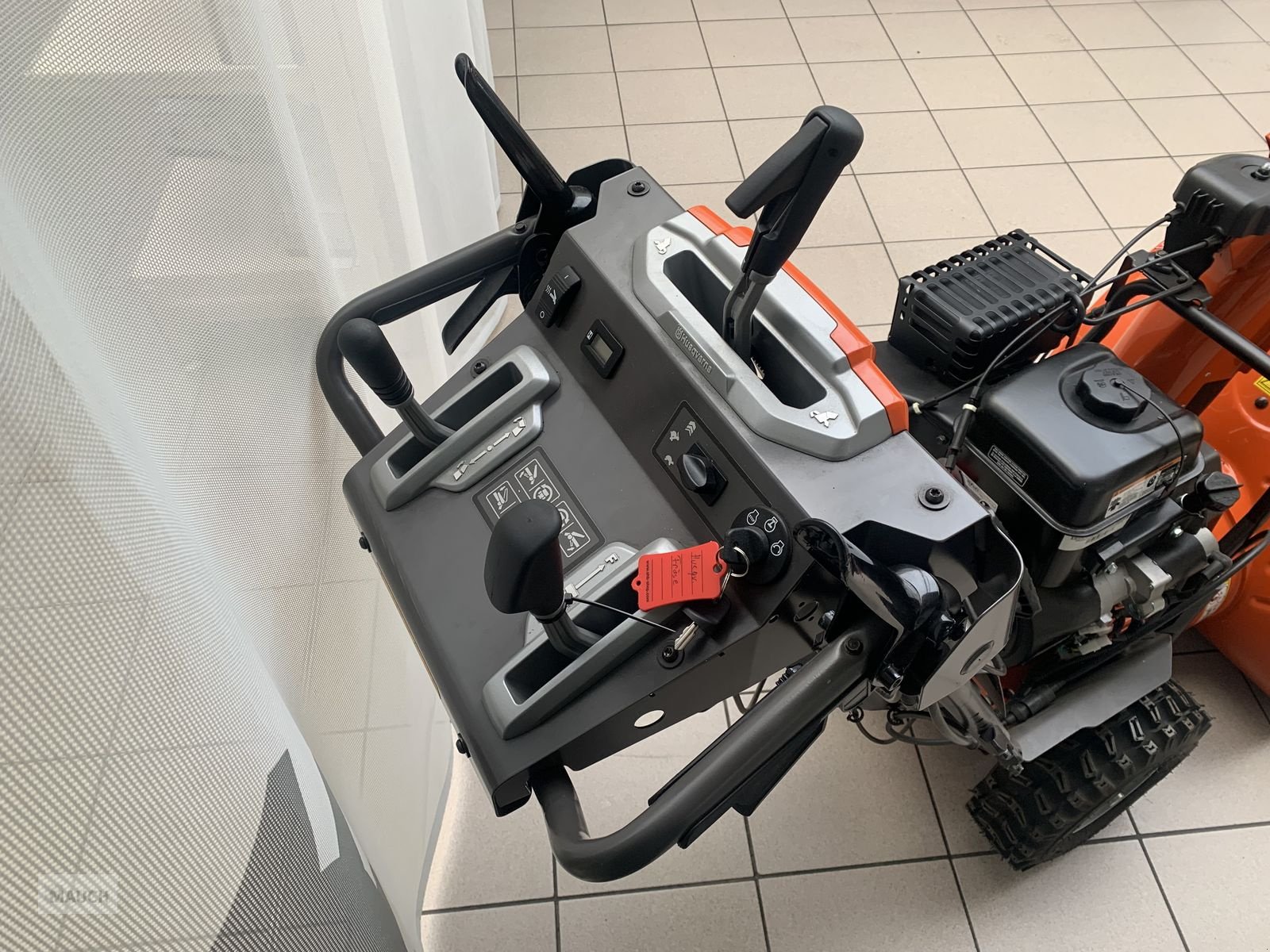 Schneefräse Türe ait Husqvarna Schneefräse ST 427, Gebrauchtmaschine içinde Eben (resim 8)