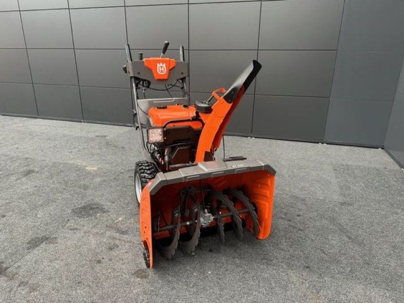 Schneefräse типа Husqvarna Schneefräse ST430 Radantrieb 12,5PS, Neumaschine в Tamsweg (Фотография 4)