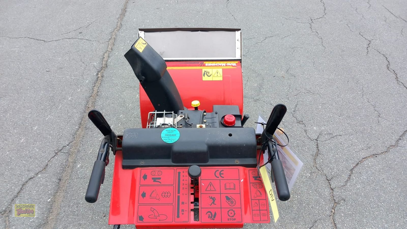 Schneefräse des Typs MTD-Motorgeräte Yard Machines Schneefräse mit Raupenantrieb, Gebrauchtmaschine in Kötschach (Bild 4)