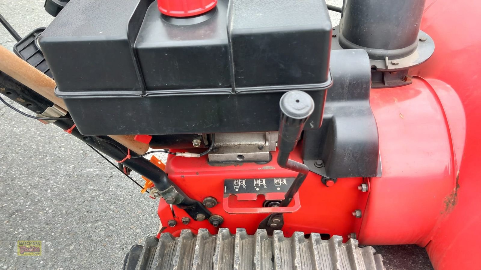 Schneefräse des Typs MTD-Motorgeräte Yard Machines Schneefräse mit Raupenantrieb, Gebrauchtmaschine in Kötschach (Bild 3)