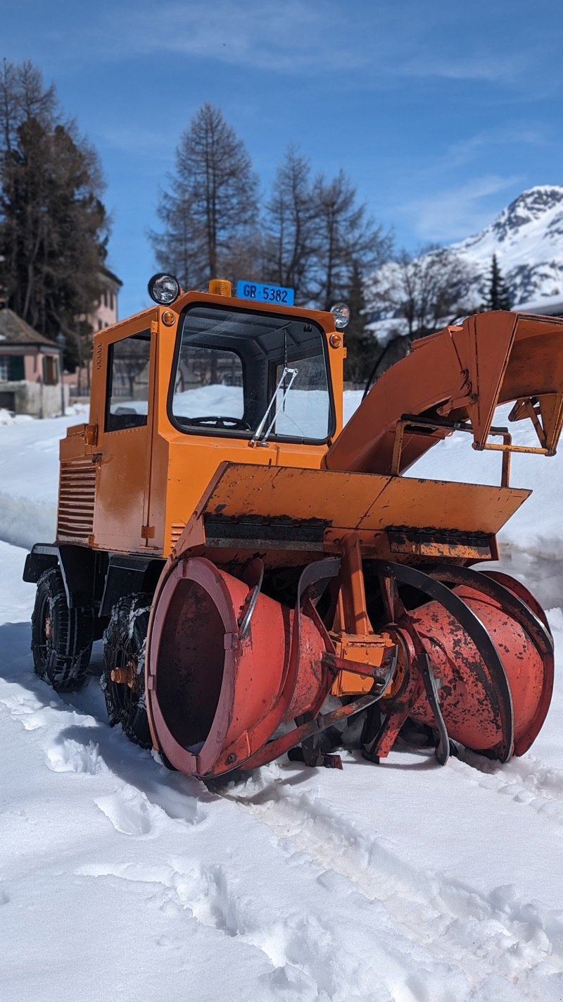 Schneefräse des Typs Rolba R200, Gebrauchtmaschine in Regensdorf (Bild 2)