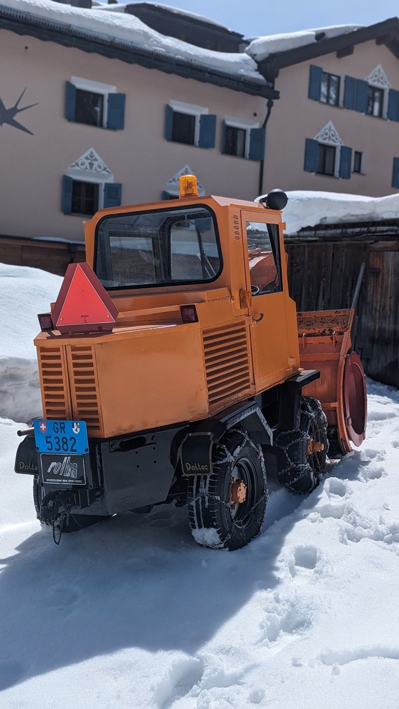 Schneefräse des Typs Rolba R200, Gebrauchtmaschine in Regensdorf (Bild 3)