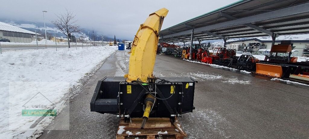 Schneefräse of the type Sonstige 2202 HD, Gebrauchtmaschine in Lienz (Picture 4)