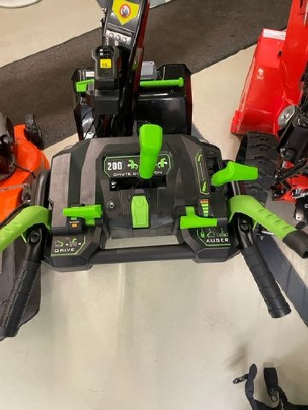 Schneefräse of the type Sonstige SNT2400E, Neumaschine in Adnet (Picture 4)