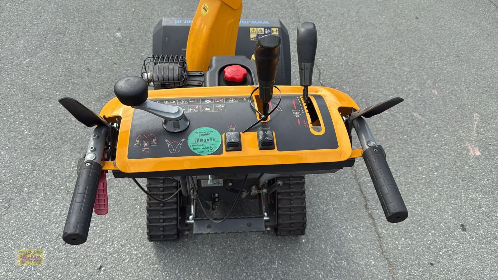 Schneefräse des Typs Stiga ST 401 Schneefräse mit Raupenantrieb, Gebrauchtmaschine in Kötschach (Bild 5)