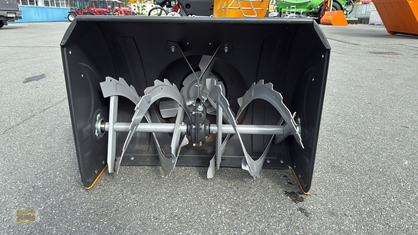 Schneefräse des Typs Stiga ST 726 T Schneefräse mit Raupenantrieb, Gebrauchtmaschine in Kötschach (Bild 6)