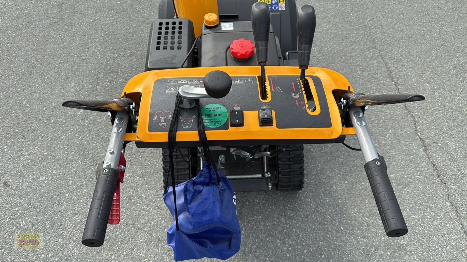 Schneefräse des Typs Stiga ST 726 T Schneefräse mit Raupenantrieb, Gebrauchtmaschine in Kötschach (Bild 7)