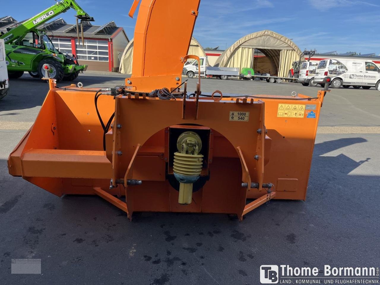 Schneefräse des Typs Trejon 2602HD, Neumaschine in Prüm (Bild 4)