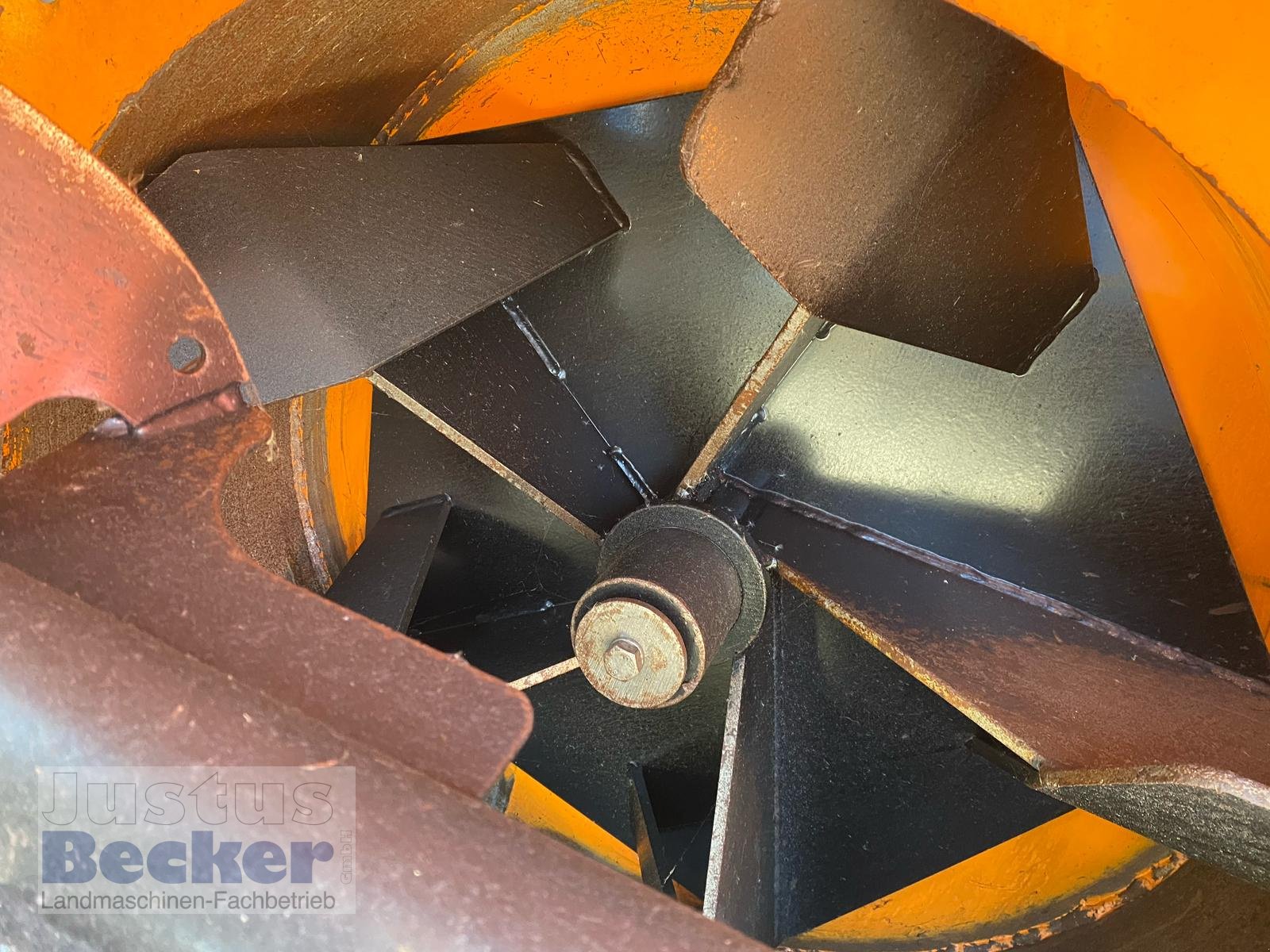 Schneefräse des Typs Trejon SB 2602 HD, Gebrauchtmaschine in Weimar-Niederwalgern (Bild 8)