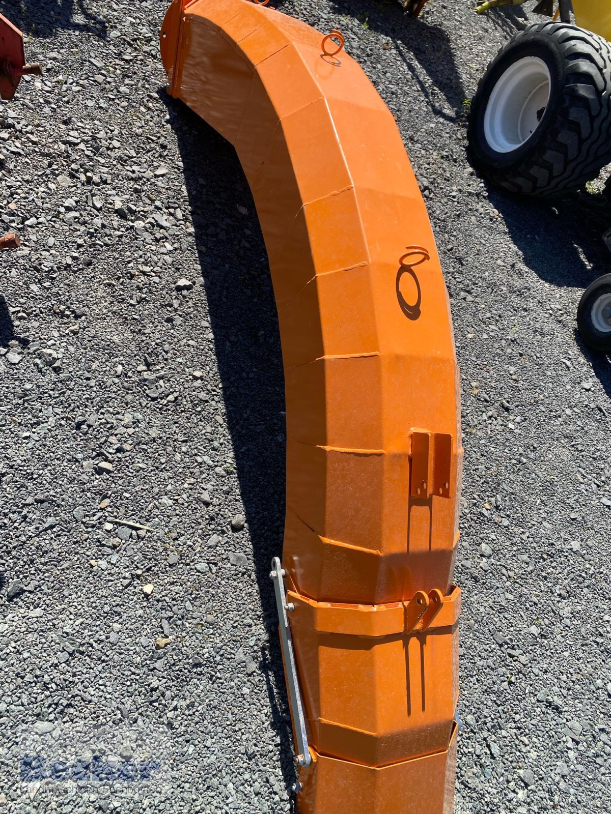 Schneefräse des Typs Trejon SB 2602 HD, Gebrauchtmaschine in Weimar-Niederwalgern (Bild 10)