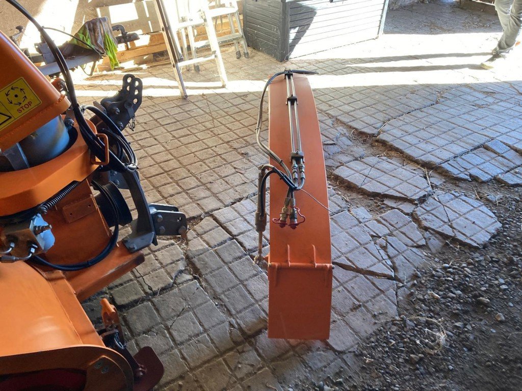 Schneefräse типа Westa 4550 / 1500, Gebrauchtmaschine в Altendorf (Фотография 6)