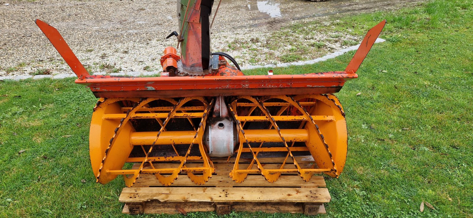 Schneefräse des Typs ZAUGG Zaugg-Westa, Gebrauchtmaschine in Allershausen (Bild 1)