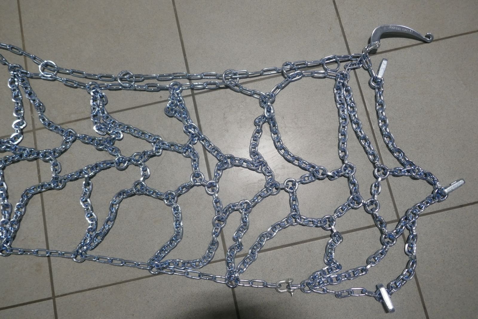 Schneekette des Typs Ottinger 31x15.50-15 Netzketten, Gebrauchtmaschine in Villach (Bild 2)