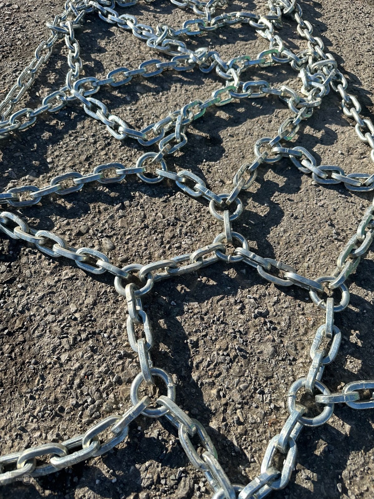 Schneekette of the type Ottinger Netzkette Netz E 440/65R24 (440/65-24) 8 mm, Neumaschine in Rankweil (Picture 2)