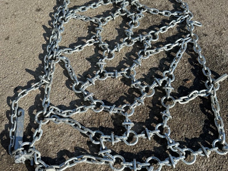 Schneekette of the type Ottinger Netzketten Netz GS 600/60R28 10 mm, Neumaschine in Rankweil (Picture 1)