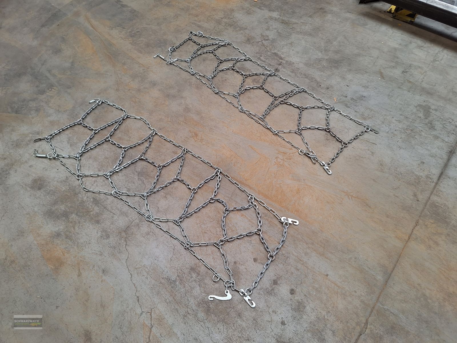 Schneekette des Typs Pewag 11.5/80-15.3, Gebrauchtmaschine in Gampern (Bild 1)