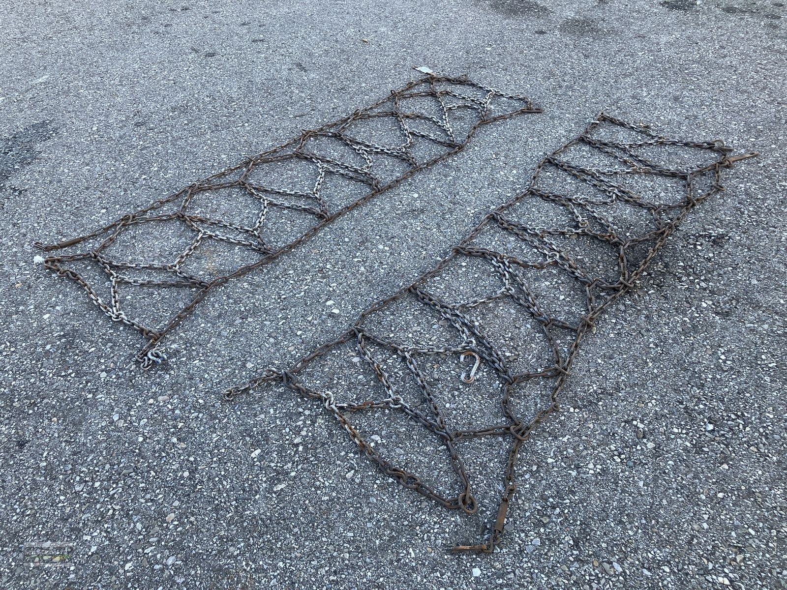 Schneekette des Typs Pewag 300/70-20, Gebrauchtmaschine in Gampern (Bild 4)