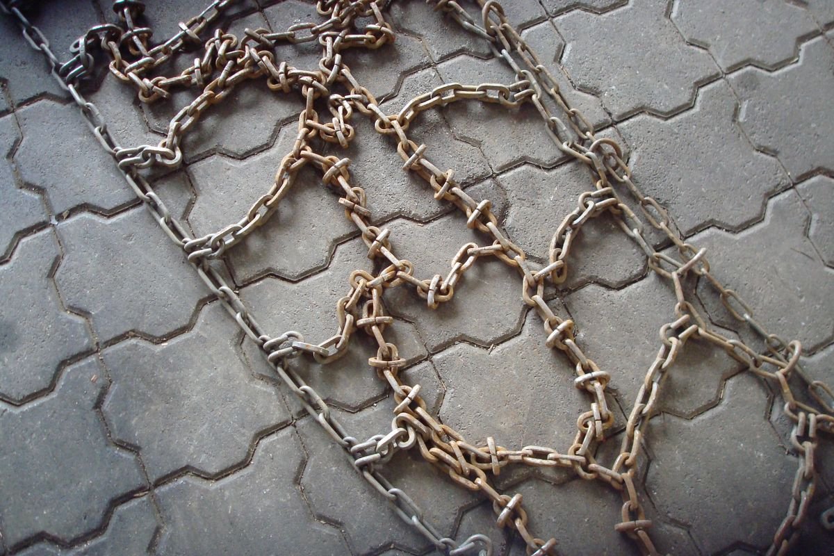 Schneekette типа Pewag 420/70R20 375/75R20 Doppelspurkette, Gebrauchtmaschine в Judenburg (Фотография 2)