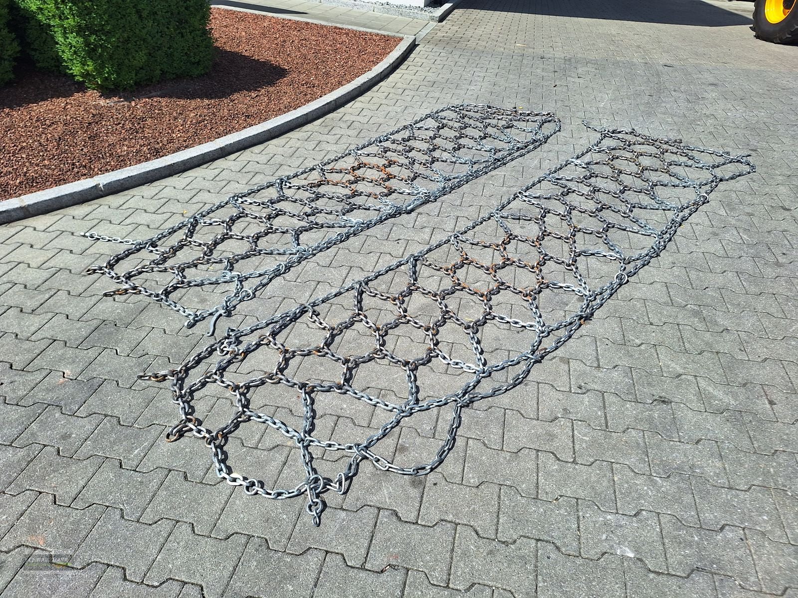 Schneekette of the type Pewag 440/65-28 480/65-24 Schneeketten, Gebrauchtmaschine in Aurolzmünster (Picture 2)