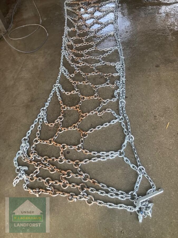 Schneekette of the type Pewag 710/60 R42, Neumaschine in Kapfenberg (Picture 2)