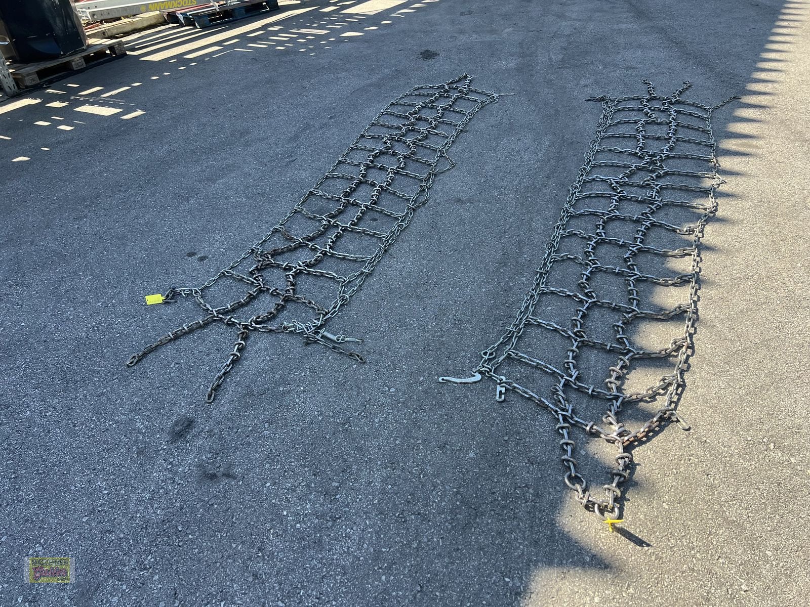 Schneekette of the type Pewag Doppelspurkette &#34;D 171 8&#34; zu 420/70-28, Gebrauchtmaschine in Kötschach (Picture 1)