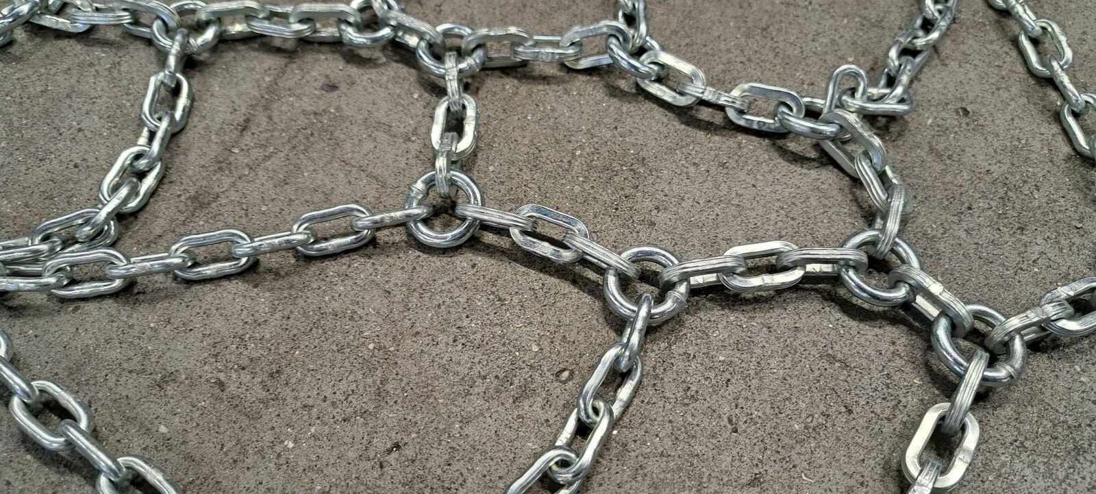 Schneekette of the type Pewag U 121, Neumaschine in Zwettl (Picture 7)