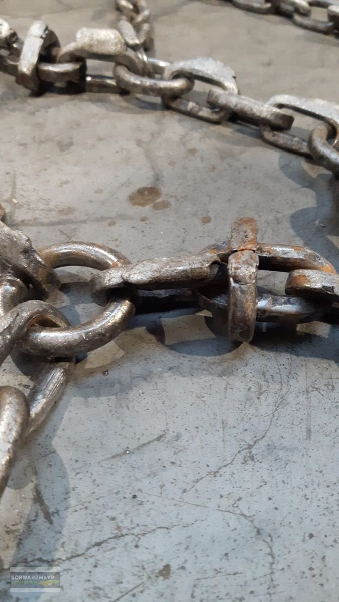 Schneekette des Typs Pewag U3643ED 440/80R28, Gebrauchtmaschine in Gampern (Bild 3)