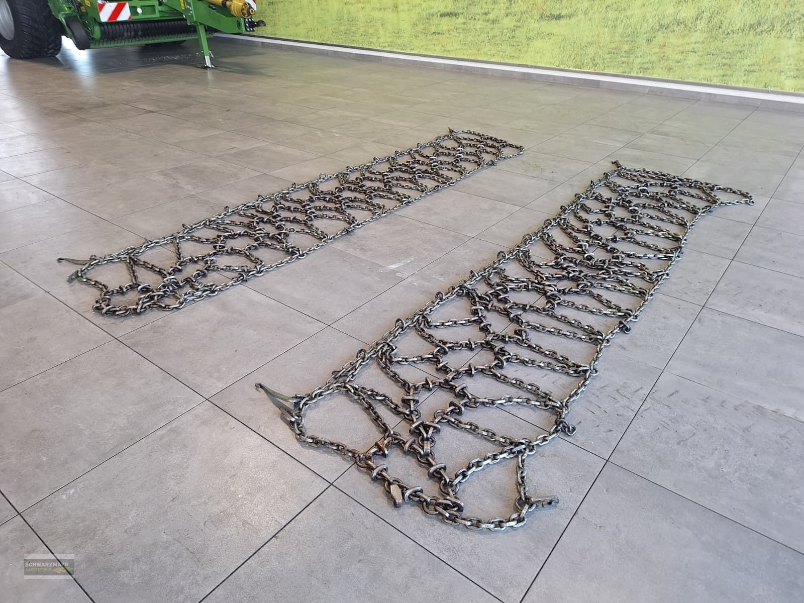 Schneekette of the type Rex 540/65R30 ATS886100 verstärkte Netzketten, Gebrauchtmaschine in Gampern (Picture 3)