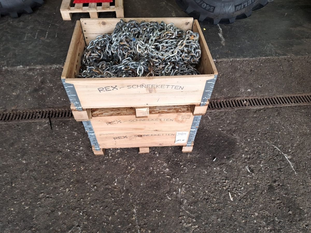Schneekette of the type Rex ATS 540/65R28 10mm, Gebrauchtmaschine in Burgkirchen (Picture 1)