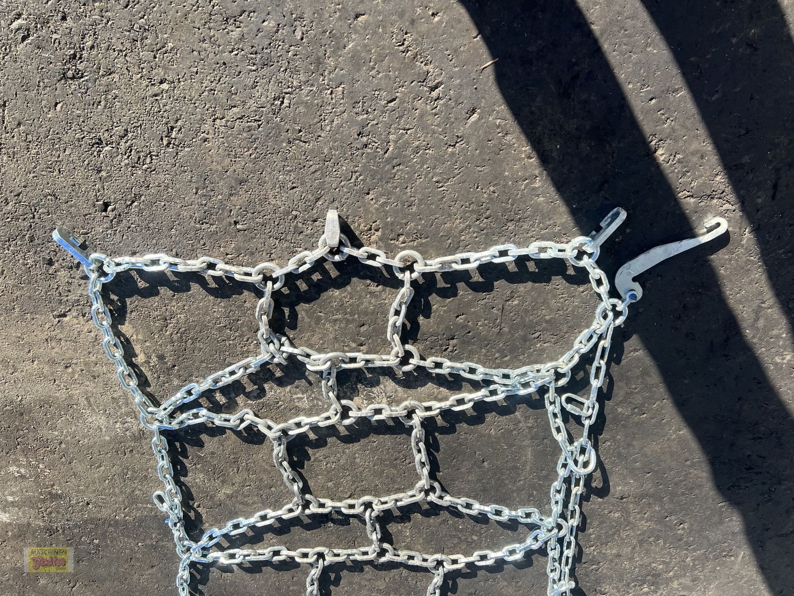 Schneekette des Typs Rex WNL-Netzketten 7 mm zu 380/70R20, Gebrauchtmaschine in Kötschach (Bild 7)