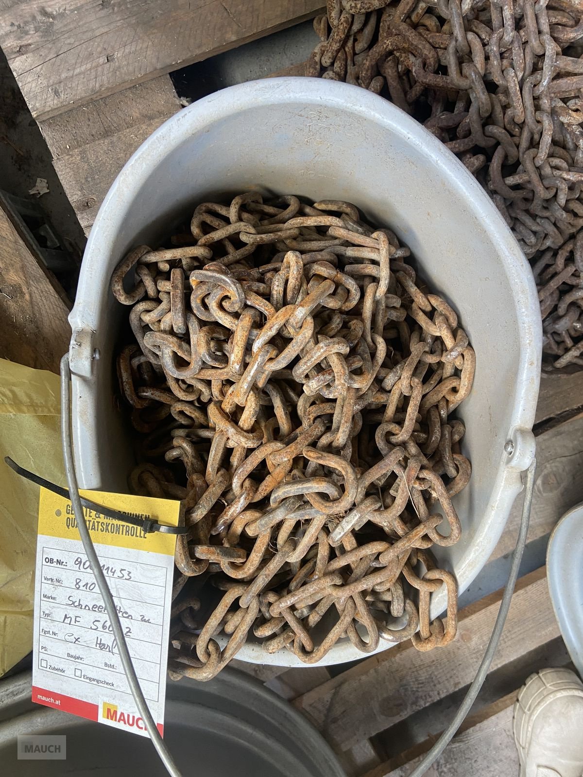 Schneekette of the type Sonstige Schneeketten 14.9 R28, Gebrauchtmaschine in Burgkirchen (Picture 1)