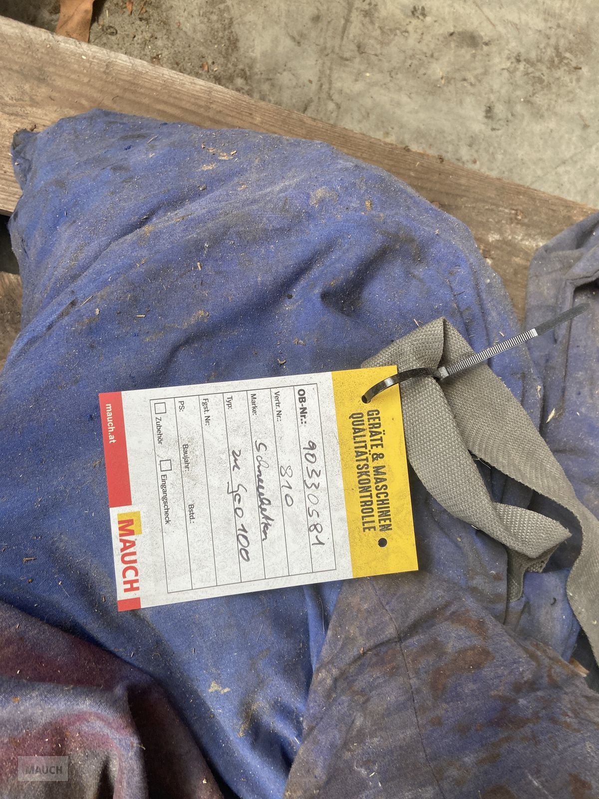 Schneekette of the type Sonstige Schneeketten 540/65 R30 + 420/65 R20, Gebrauchtmaschine in Burgkirchen (Picture 1)