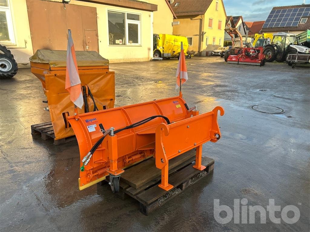 Schneepflug des Typs Aigner SRS- 180 TR, Gebrauchtmaschine in Düsseldorf (Bild 1)