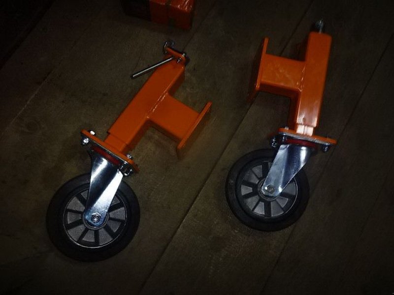 Schneepflug des Typs ALL IN ONE GmbH S P  - 270 - 2,7 Meter Varioschneepflug-stabile Ausführung- in verschiedenen Arbeitsbreiten  -  2,2 Meter 2,5 Meter- 2,7 Meter- 3 Meter- 3,3 Meter, Neumaschine in Neureichenau (Bild 21)