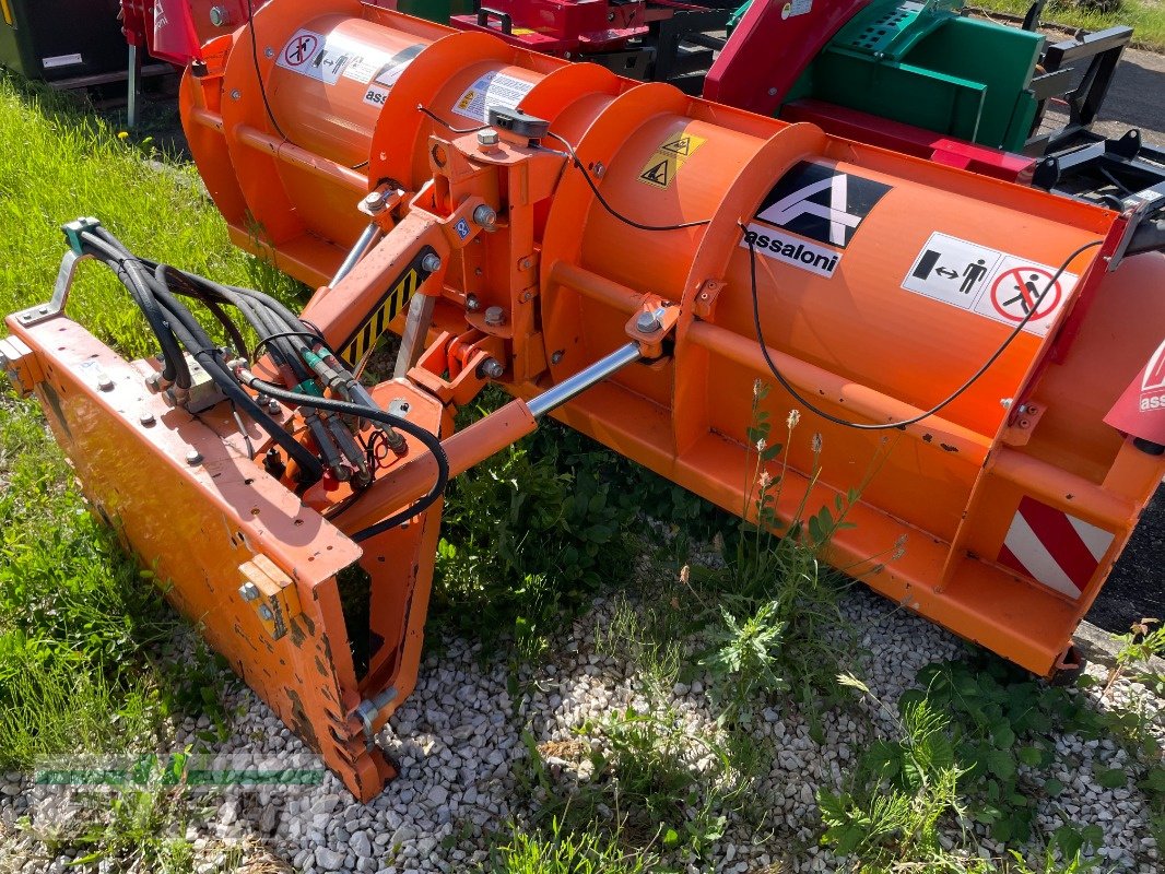 Schneepflug des Typs Assaloni Tecna 25, Gebrauchtmaschine in Merklingen (Bild 2)