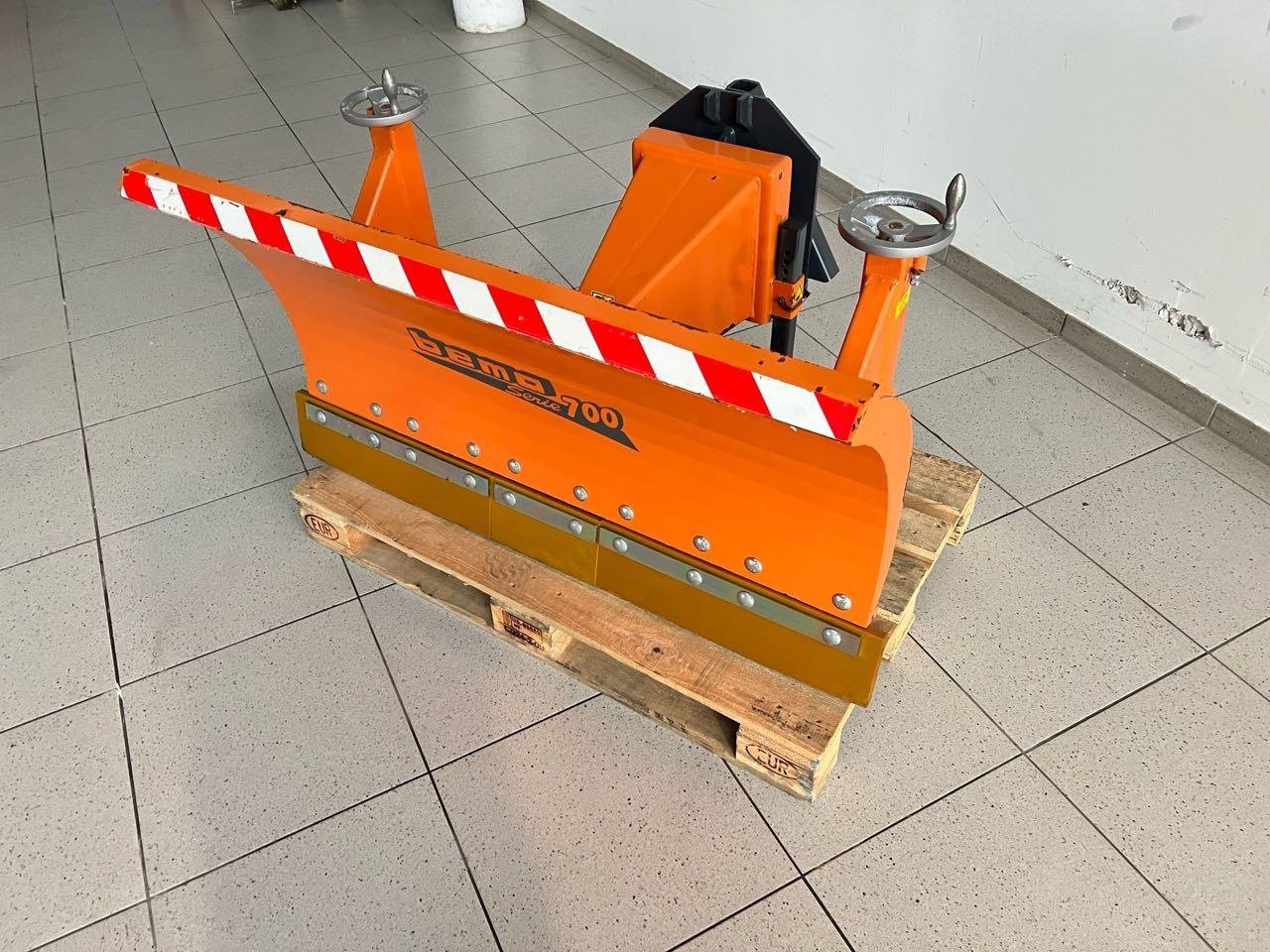 Schneepflug of the type Bema 700, Gebrauchtmaschine in Beckum (Picture 2)