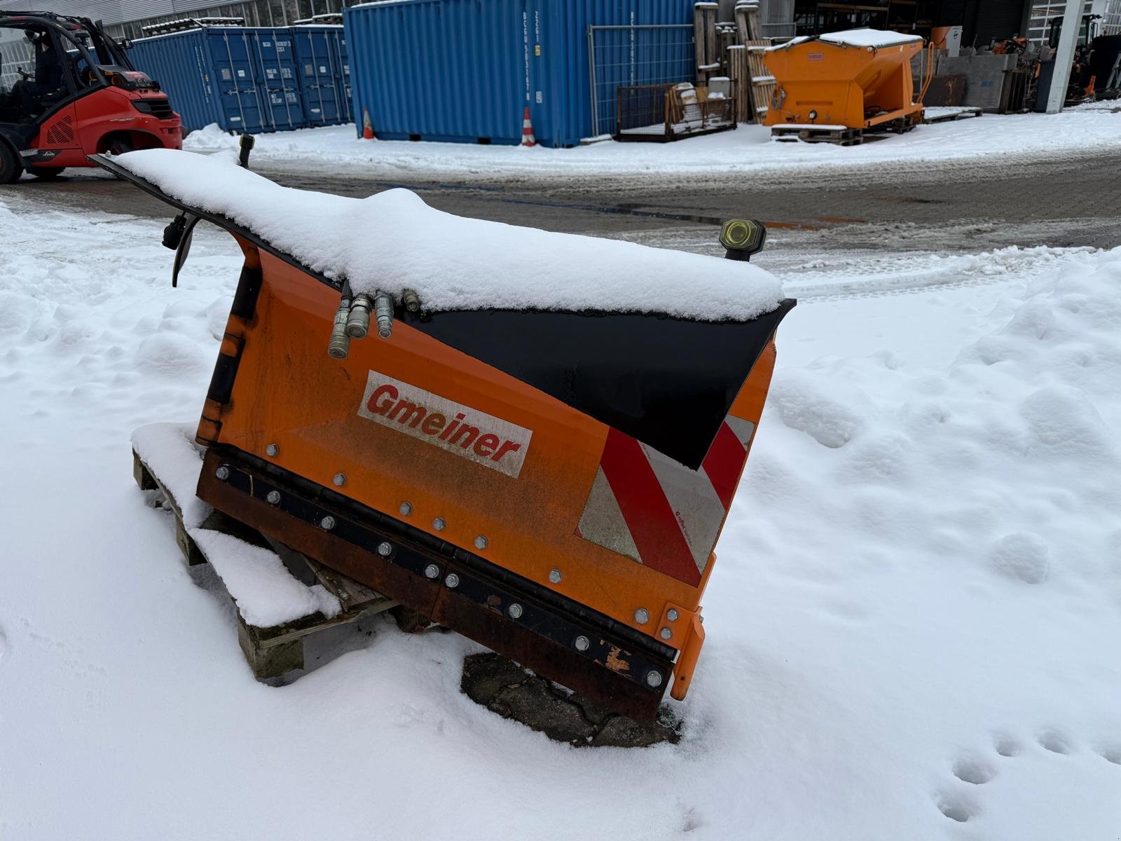 Schneepflug van het type Bucher VPG 240, Gebrauchtmaschine in Wiedemar (Foto 2)