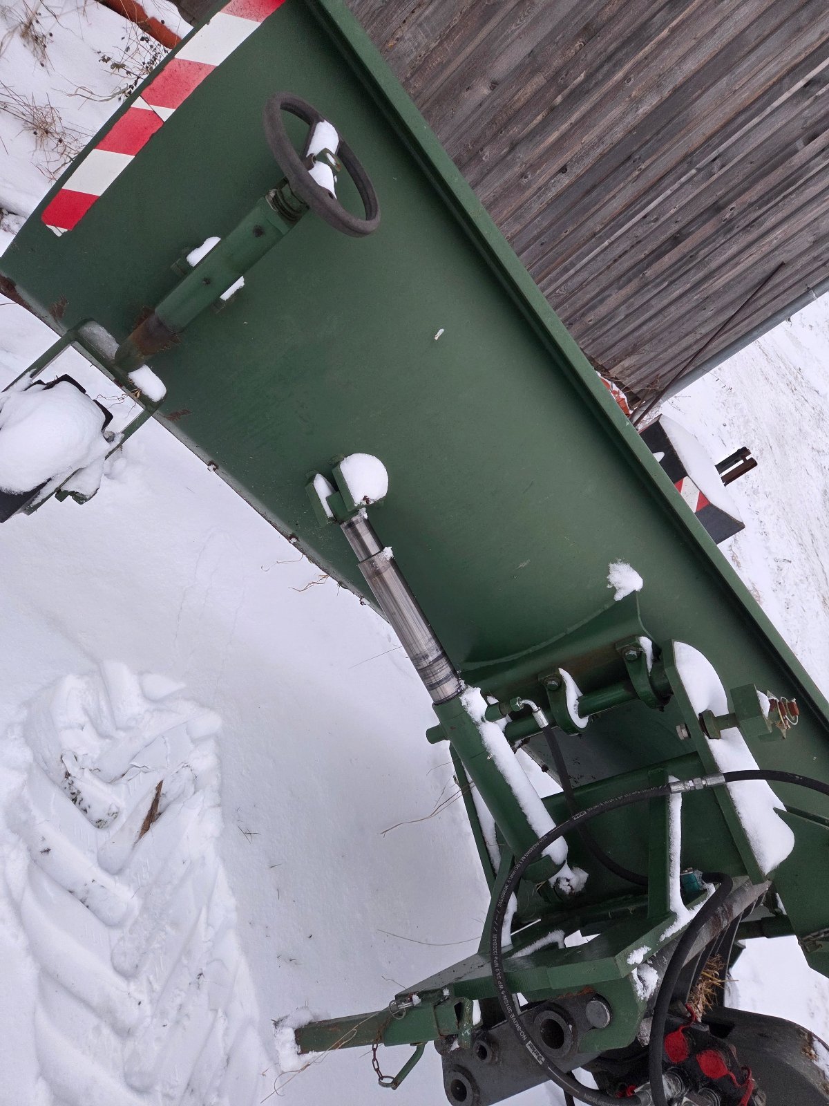 Schneepflug del tipo Eigenbau Schneepflug Schneeschild, Gebrauchtmaschine en Oberviechtach (Imagen 2)