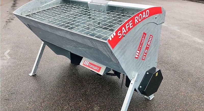 Schneepflug des Typs Fransgard Salzstreuer Sandstreuer Streuer Schneeschild, Gebrauchtmaschine in Schmallenberg (Bild 3)