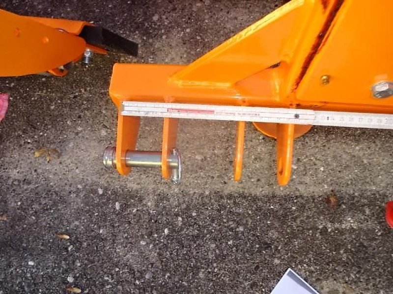 Schneepflug typu H-L-M 1,5 Meter- Varioschneepflug - hydraulisch verstellbar, Neumaschine v Neureichenau (Obrázek 31)