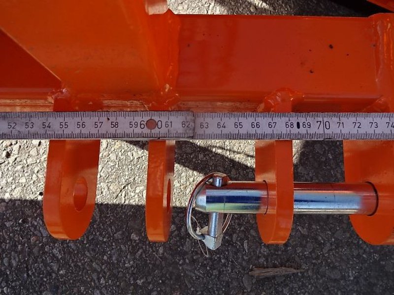 Schneepflug typu H-L-M 1,5 Meter- Varioschneepflug - hydraulisch verstellbar, Neumaschine v Neureichenau (Obrázek 13)