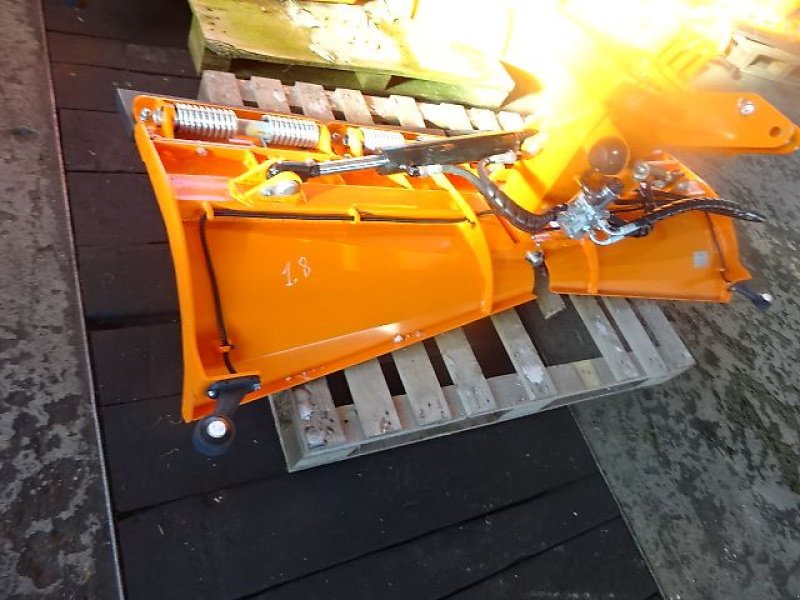 Schneepflug typu H-L-M 1,5 Meter- Varioschneepflug - hydraulisch verstellbar, Neumaschine v Neureichenau (Obrázek 24)
