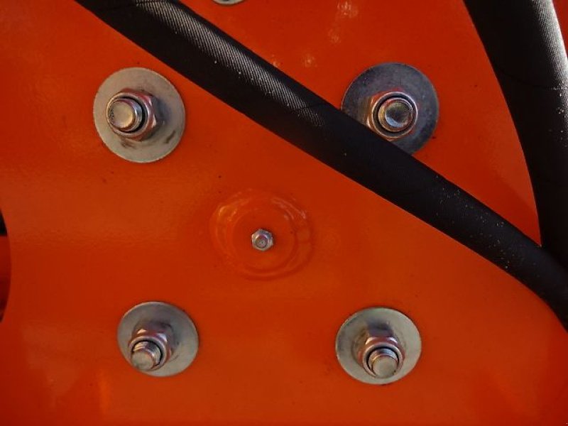 Schneepflug Türe ait H-L-M NEUER- 2,2 Meter Varioschneepflug - Hydraulisch, Neumaschine içinde Neureichenau (resim 12)