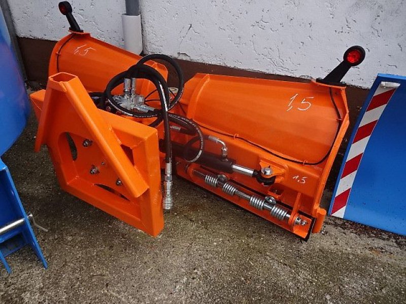 Schneepflug des Typs H-L-M Varioschneepflug 1,3 Meter- Hydraulische Verstellung, Neumaschine in Neureichenau (Bild 20)