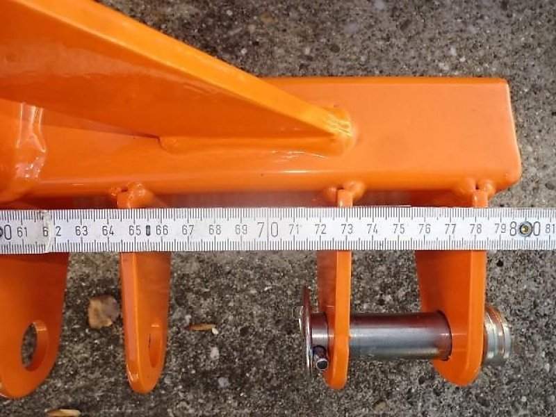 Schneepflug des Typs H-L-M Varioschneepflug 1,3 Meter- Hydraulische Verstellung, Neumaschine in Neureichenau (Bild 30)