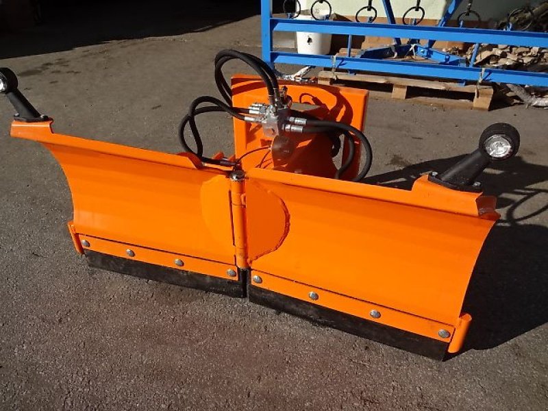 Schneepflug des Typs H-L-M Varioschneepflug 1,3 Meter- Hydraulische Verstellung, Neumaschine in Neureichenau (Bild 1)