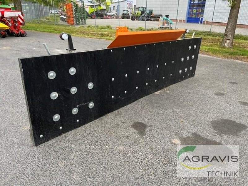Schneepflug van het type Hauer MULTISCHIEBER 3200, Gebrauchtmaschine in Meppen (Foto 4)