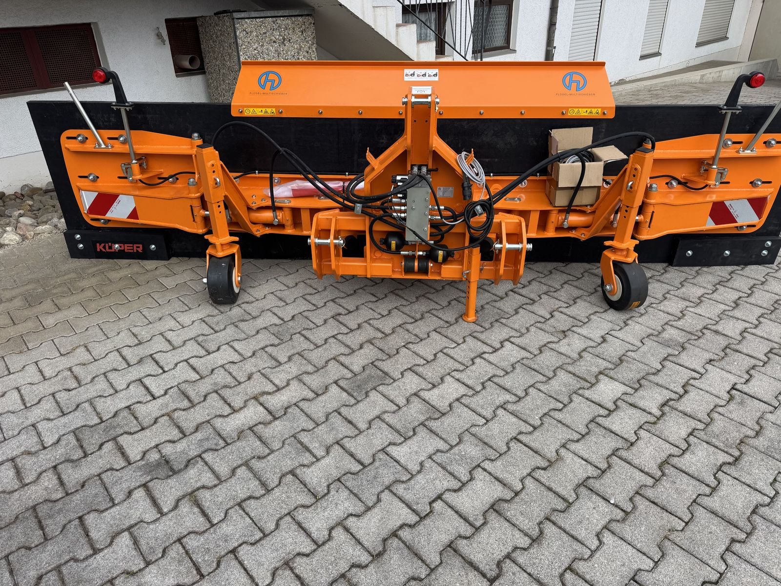 Schneepflug typu Hauer Multischieber, Neumaschine v Saldenburg (Obrázek 1)