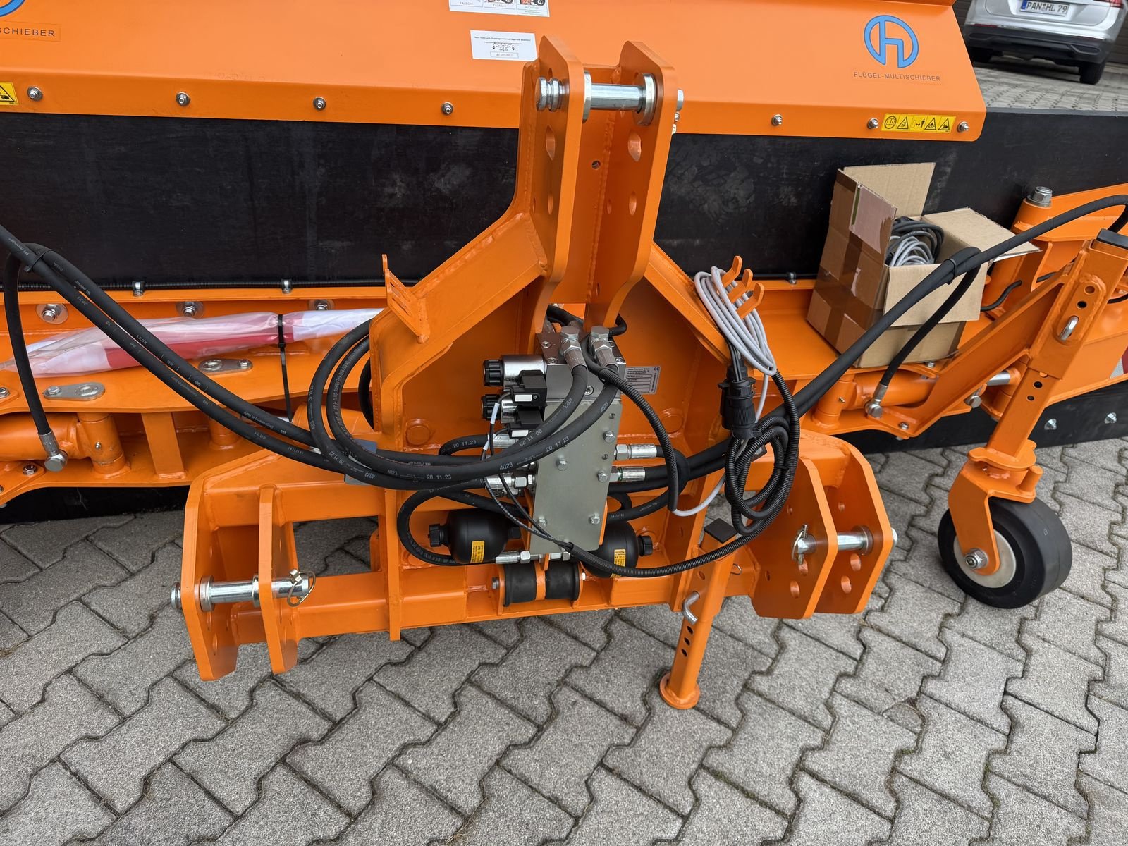 Schneepflug typu Hauer Multischieber, Neumaschine v Saldenburg (Obrázek 3)