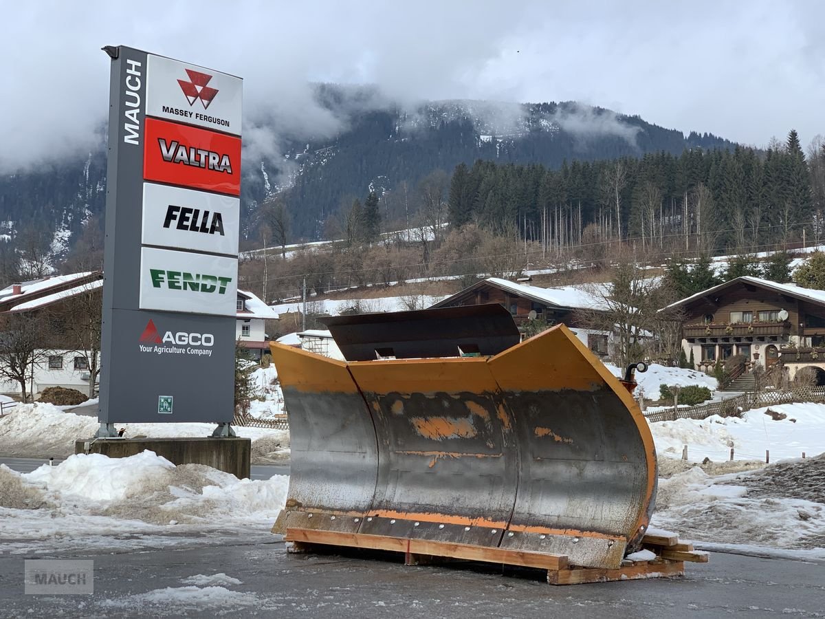 Schneepflug des Typs Hauer Schneeschild SRS 3000, Gebrauchtmaschine in Eben (Bild 2)